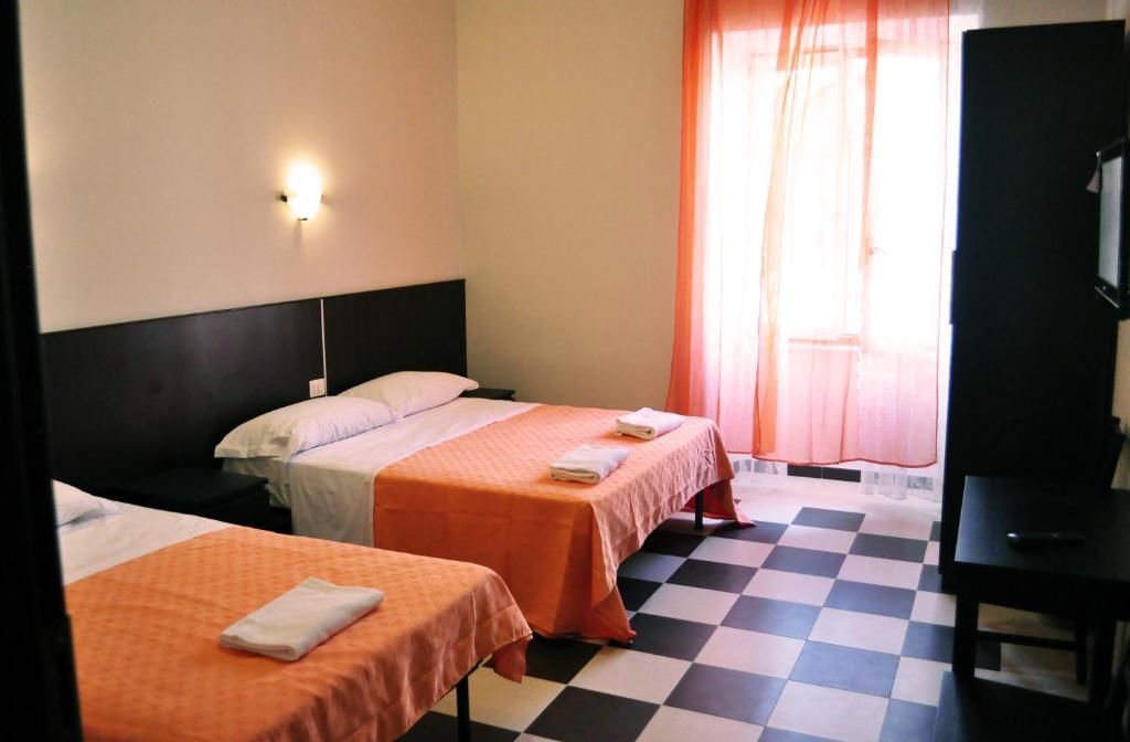 Blue Rain Guest House โรม ห้อง รูปภาพ